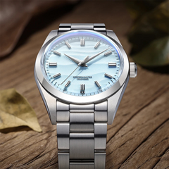 Glass Quartz Wristwatch